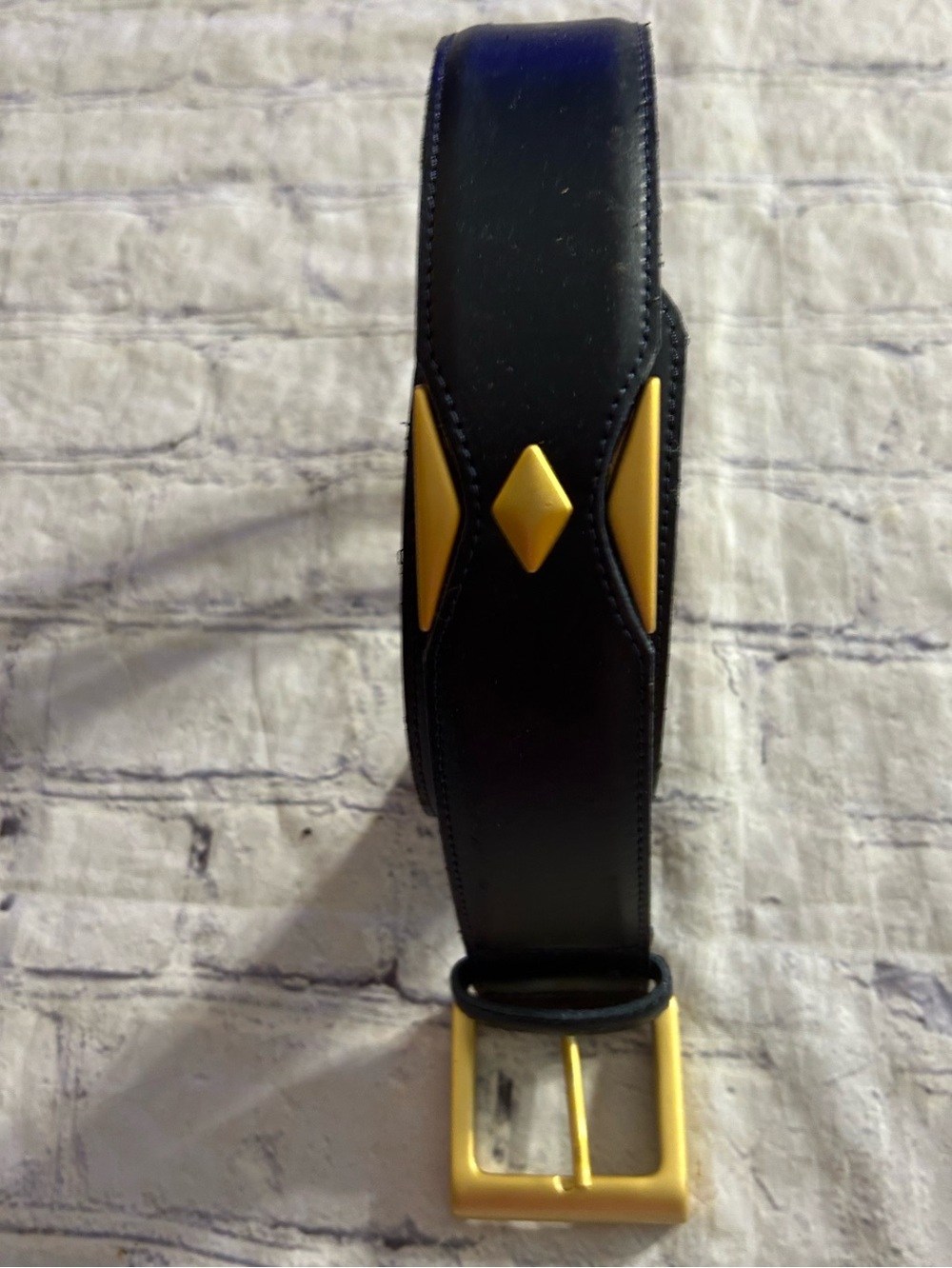 ITALY MADE CHUNKY INK BLACK WITH GOLD TONE HARDWARE PU COAT LEATHER BELT SIZE XL